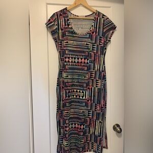 Large Geometric Patterned Dress with Slit